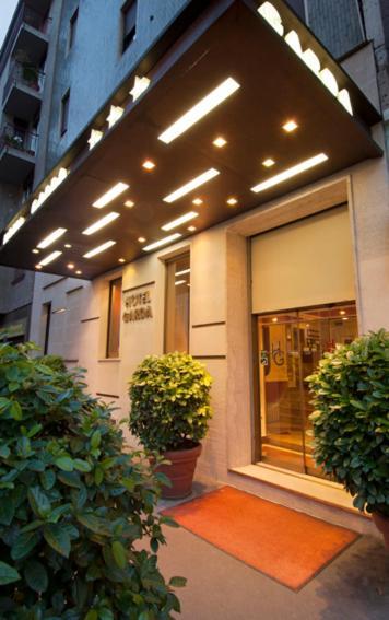 Hotel Garda Milán Exterior foto